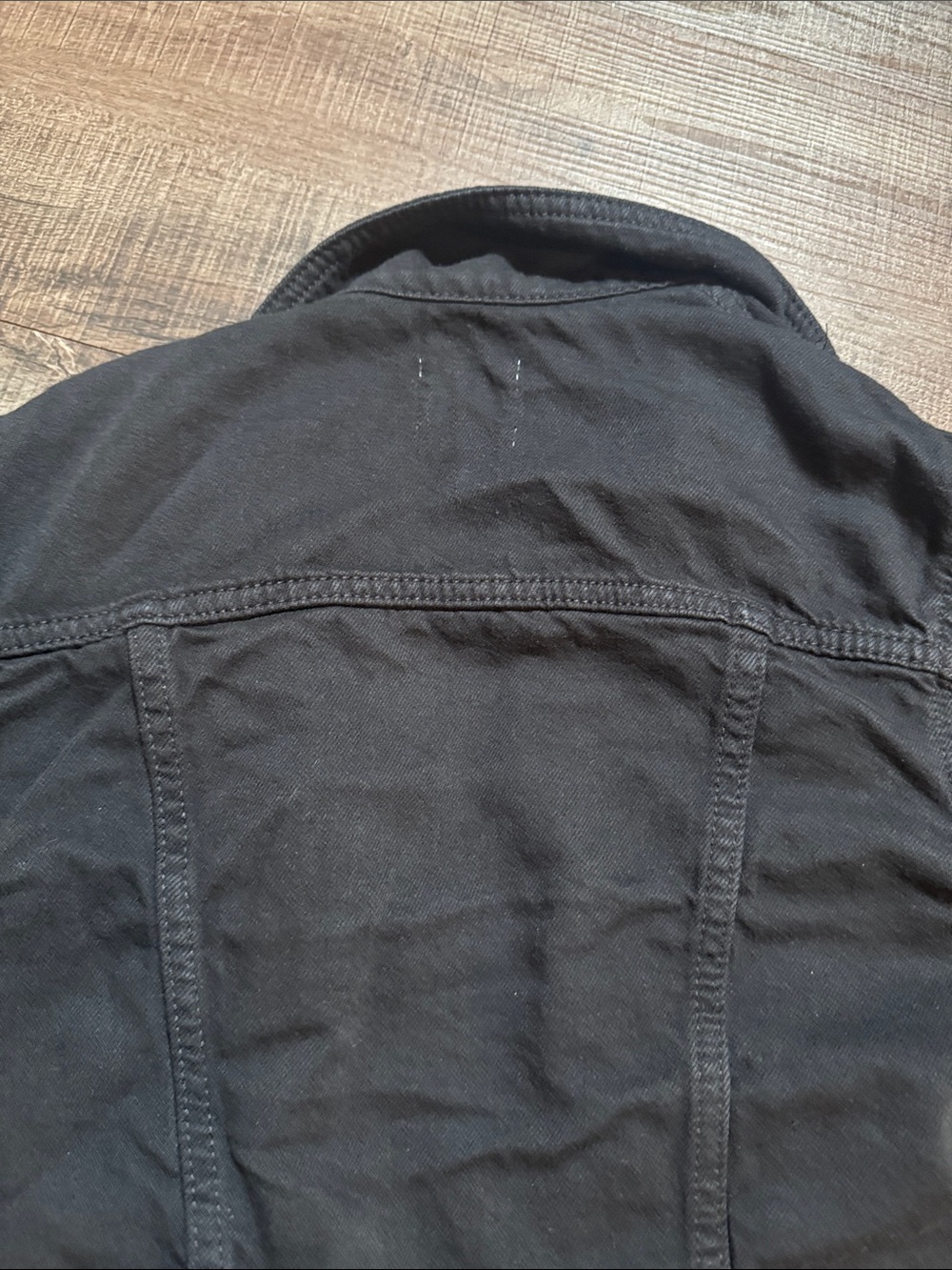 Black Distressed Cropped Denim Jacket - Women - Picture 12 of 12